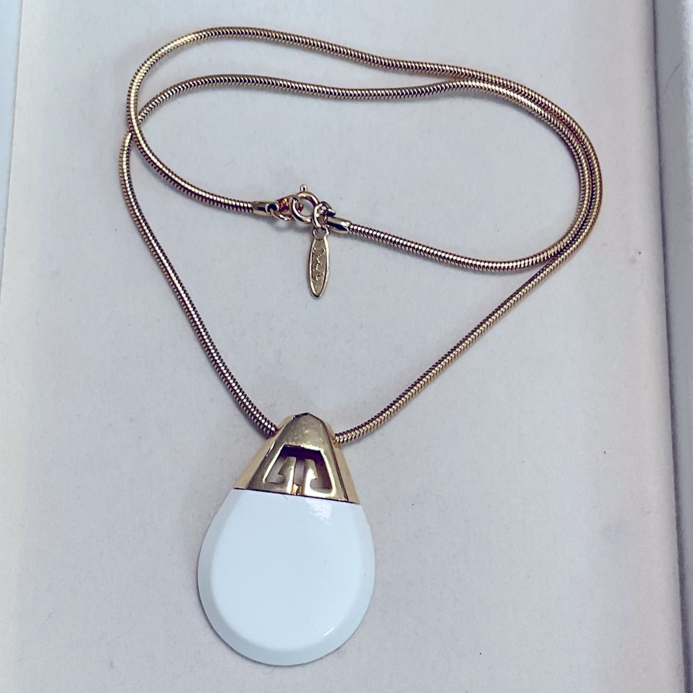 Vintage Signed Direction One Gold Tone Pendant Necklace